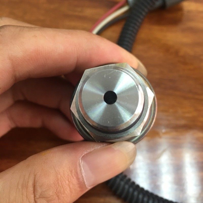Kato High Pressure Sensor Switch , 24V Oil Pressure Switch For Excavator