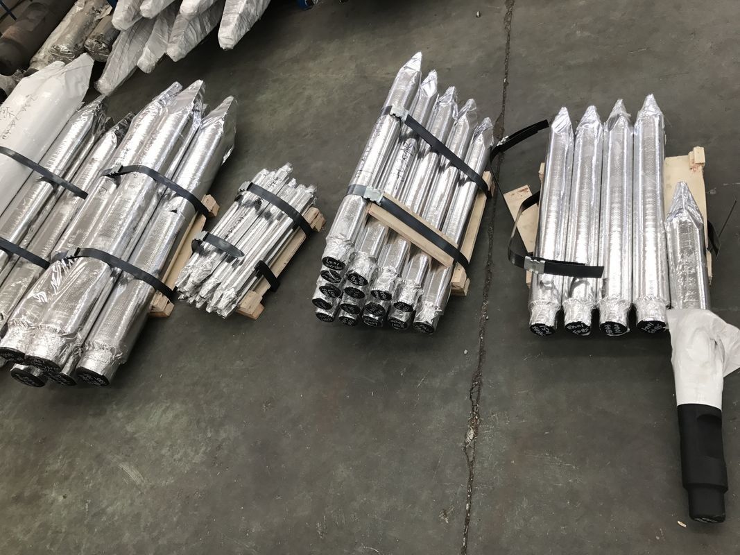 Rock Hammer Silent Type Hydraulic Breaker Hammer Chisel 75mm Gray Color
